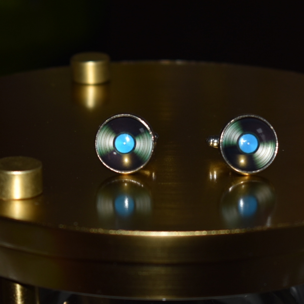 Vinyl Record Cufflinks - Picture 7 of 7